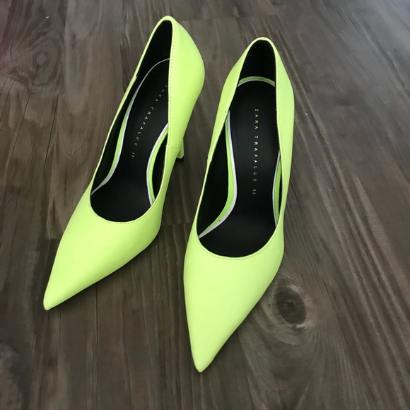 Zara Shoes - Zara lime green pointy toe pump high heel